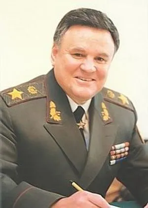 Віталій Радецький, Міністр оборони України (жовтень 1993 – серпень 1994 року)