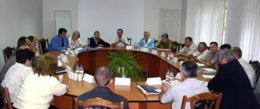 Народовладдя починається з суспільного договору і контролю за його виконанням 