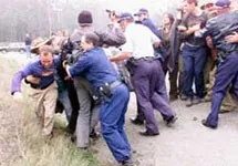 Напад на лібералів