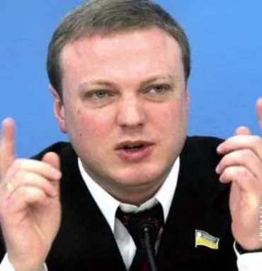 ВИКРИТО ЩЕ ОДНОГО НЕДОТОРКАНОГО ЗРАДНИКА І ВОРОГА УКРАЇНСЬКОГО НАРОДУ: Депутат від БЮТ Святослав Олійник