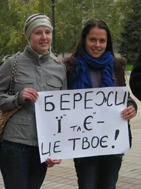 «А менє по-руськи какось здобнєй»?!