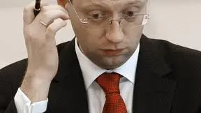Парадокси 115-го округу: чому партії висувають позапартійних кандидатів на вибори?