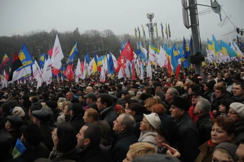 Приїхавши сьогодні в Київ, вирішив зробити політично-туристичний похід на Майдан. Сумно…