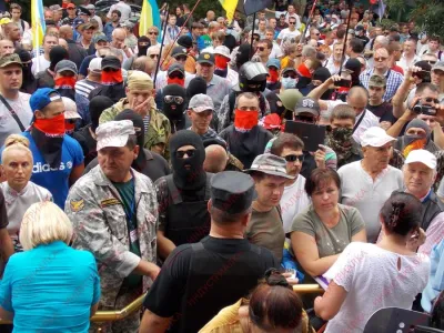 У Запоріжжі оголосили початок третього Майдану – люстраційного