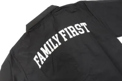 Одежда без пола: Iceberg совместно с Family First создал эксклюзивную коллекцию