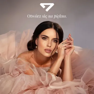 Obrączki ślubne z kamieniami: Dyskretny urok i symbolika