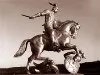 Українське суспільство продовжує радикалізуватись