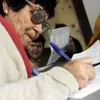 Розпад пенсійної системи: Українців змусять працювати на 10 років більше