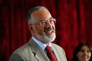 Табачник дав "тітушкам" притулок у Міносвіти