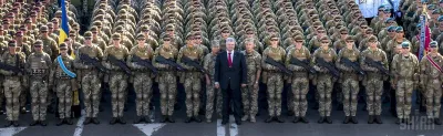 Порошенко і його армія