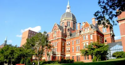Johns Hopkins School of Medicine