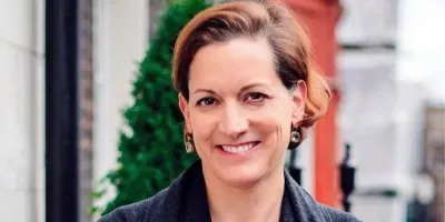 Енн Епплбаум (Anne Applebaum)