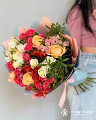 Флористічні поради від Flowers.ua: правила оформлення букетів