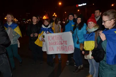 Чому герої сидять у кущах