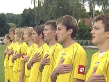 Це ще не Євро 2012, але Україна вже грала з Польщею у Дзєжґоні