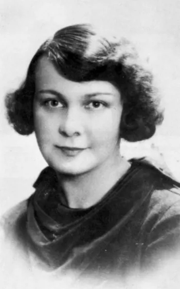 У цей день 22 лютого 1942 року у Бабиному Яру було розстріляно Олену Телігу. Слава Героям!