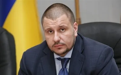 Міністр доходів і зборів Олександр Клименко. Про що ж він так думає? Може, про запровадження податку на повітря