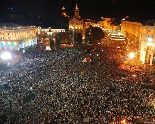 Київ, Хрещатик, 27 листопада 2013